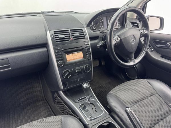 2009-Mercedes-Benz-A-Class-A-180-Elegance-Auto image:7