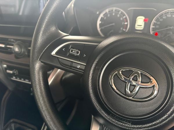 2025-Toyota-Urban-Cruiser-15-XS image:15
