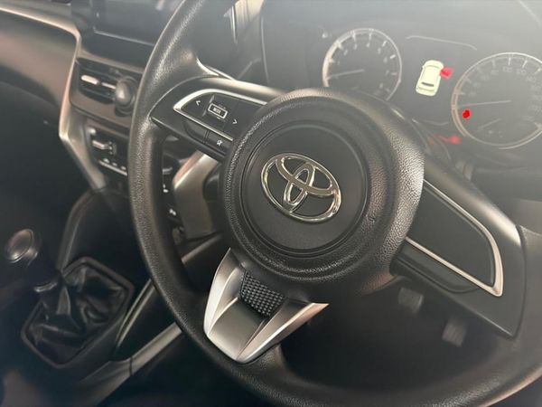 2025-Toyota-Urban-Cruiser-15-XS image:8
