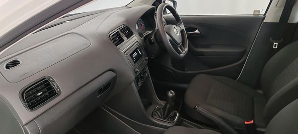 2023-Volkswagen-Polo-Vivo-14-Trendline-5-dr image:6