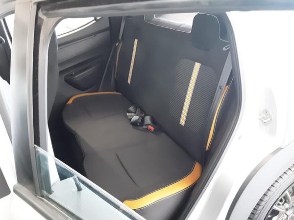 2025-Renault-Kwid-10-Climber-Auto image:13