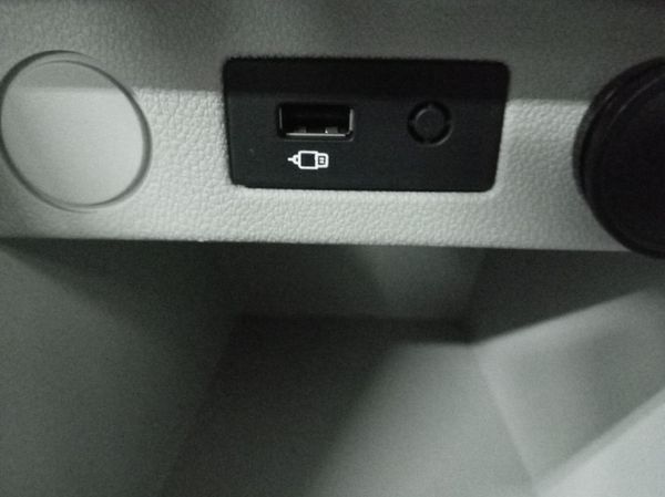 2025-TATA-Tiago-12-XM image:18