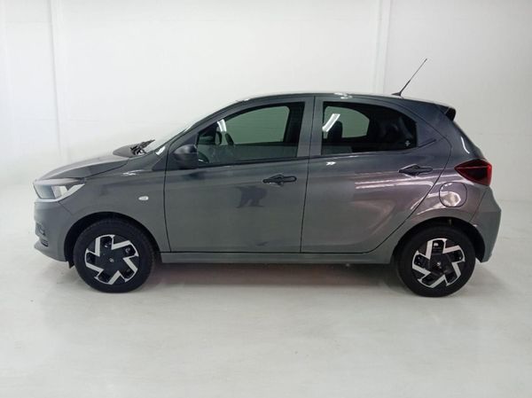 2025-TATA-Tiago-12-XM image:3