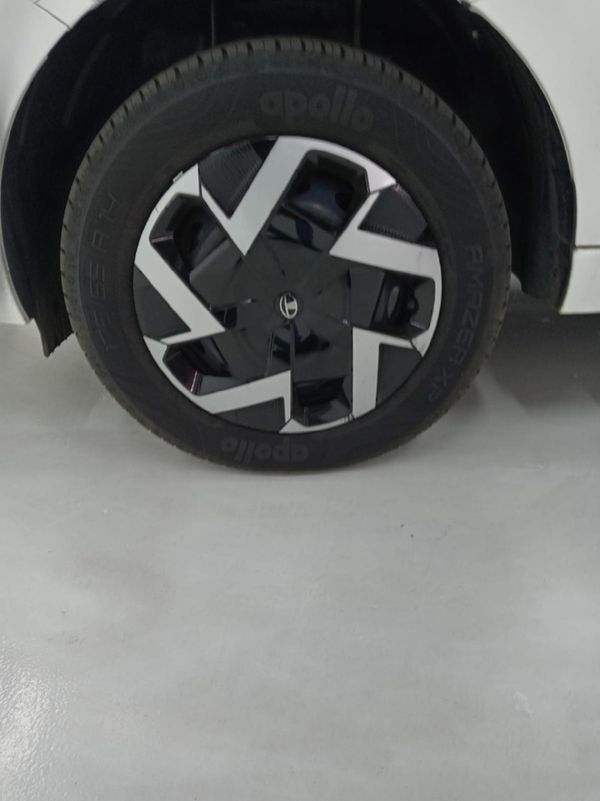 2025-TATA-Tiago-12-XM image:13