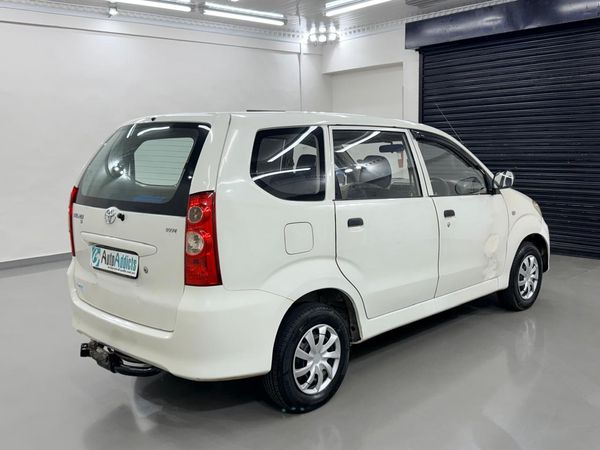 2007-Toyota-Avanza-13-SX image:5