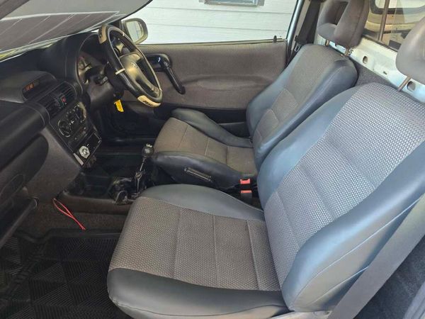 1999-Opel-Corsa-Utility-160i-S image:6