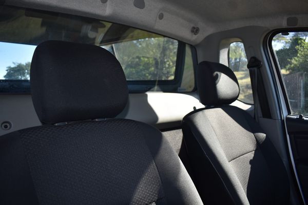 2023-Nissan-NP200-16 image:10