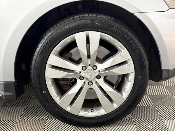 2011-Mercedes-Benz-ML-500-Auto image:5