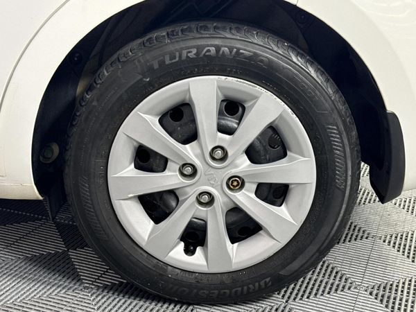 2015-Kia-Rio-12-5-dr image:6