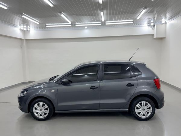 2018-Volkswagen-Polo-Vivo-14-Trendline-5-dr image:4