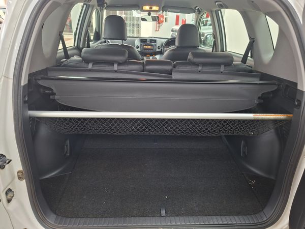 2010-Toyota-RAV4-20-GX image:19