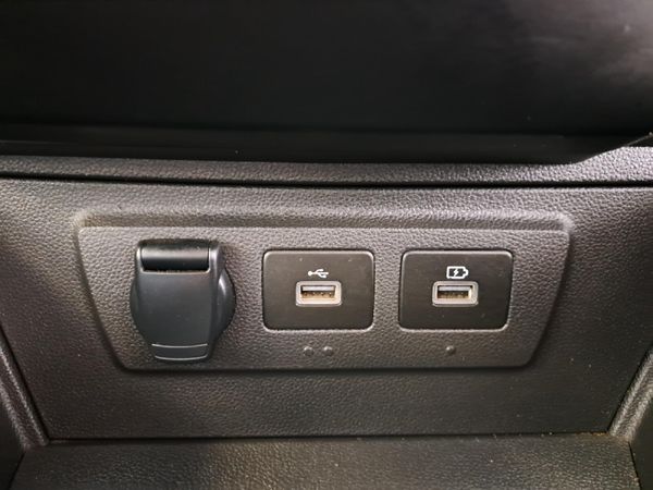 2022-Renault-Duster-15-dCi-zen image:12