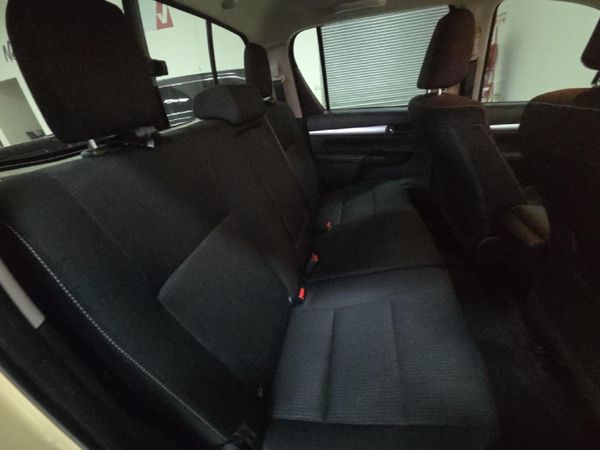 2022-Toyota-Hilux-28-GD-6-Raised-Body-Raider-Auto-Double-Cab image:15