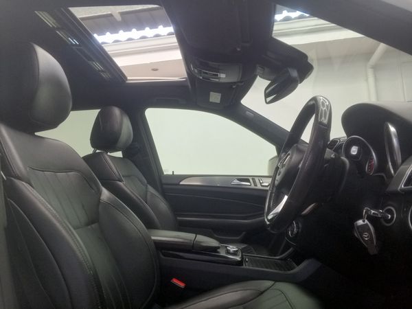 2016-Mercedes-Benz-GLE-250d-4Matic image:12