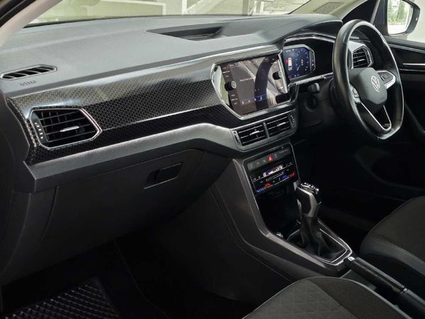 2023-Volkswagen-T-Cross-15-TSI-R-Line-Auto image:18