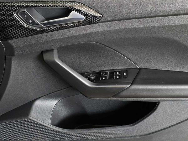 2023-Volkswagen-T-Cross-15-TSI-R-Line-Auto image:22