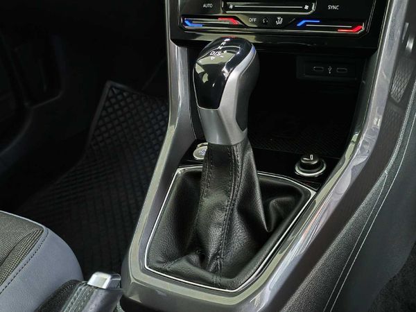2023-Volkswagen-T-Cross-15-TSI-R-Line-Auto image:7