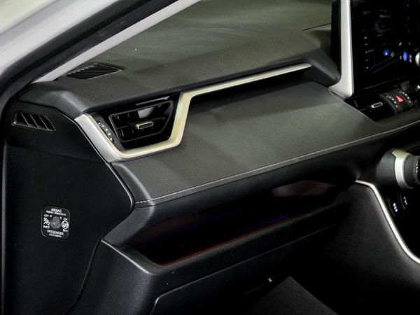 2023-Toyota-RAV4-25-VX-Hybrid-CVT-E-Four image:22