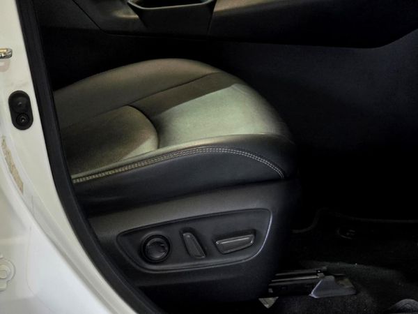 2023-Toyota-RAV4-25-VX-Hybrid-CVT-E-Four image:32