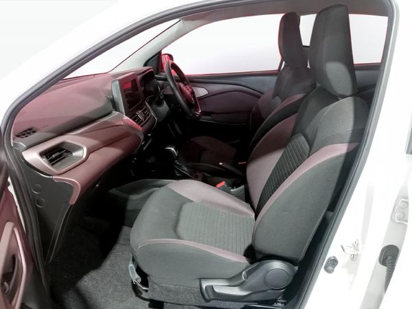 2025-Toyota-Starlet-Cross-15XS-Auto image:6