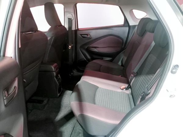 2025-Toyota-Starlet-Cross-15XS-Auto image:8