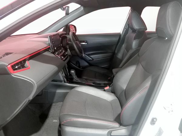 2023-Toyota-Corolla-Cross-18-GR-S image:6
