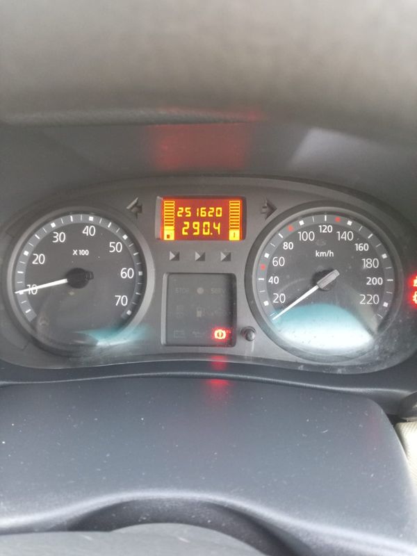 2005-Renault-Clio-14-Va-Va-Voom image:7