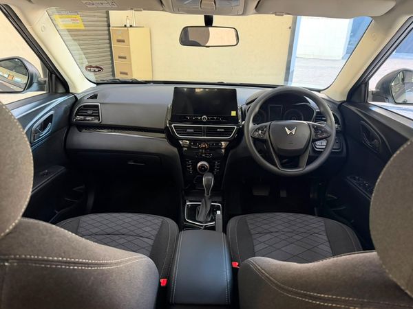 2026-Mahindra-XUV-3XO-12T-MX3-Auto image:12