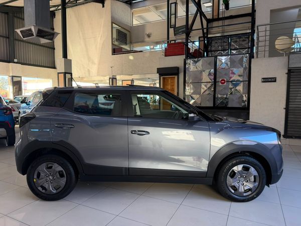 2026-Mahindra-XUV-3XO-12T-MX3-Auto image:3