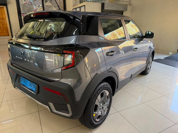 2026-Mahindra-XUV-3XO-12T-MX3-Auto image:6