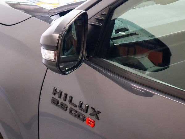 2026-Toyota-Hilux-28-GD-6-RB-SRX-Auto-Double-Cab image:5