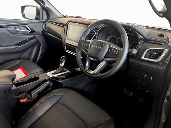 2026-Isuzu-D-Max-30-DDI-V-Cross-HR-Auto-Double-Cab image:6