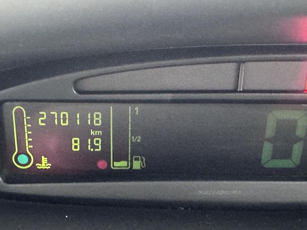 2008-Citroen-Xsara-16-HDi-Exclusive image:9