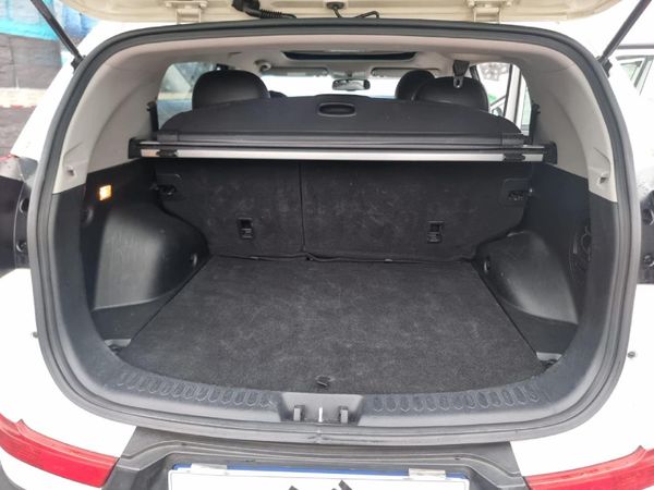 2015-Kia-Sportage-20-CRDi-Auto image:7