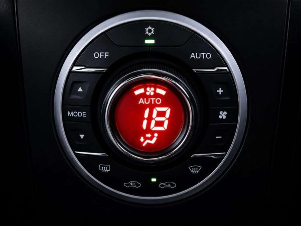 2022-Isuzu-D-Max-300-LX-4x4-Auto-Double-Cab image:17