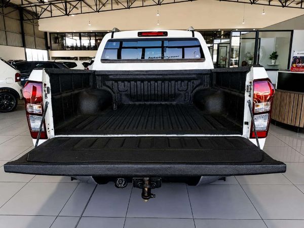 2022-Isuzu-D-Max-300-LX-4x4-Auto-Double-Cab image:4