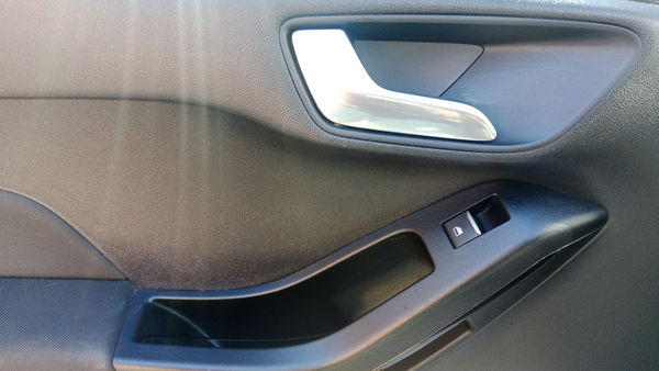 2018-Ford-Fiesta-10-EcoBoost-Trend-Auto-5-dr image:13