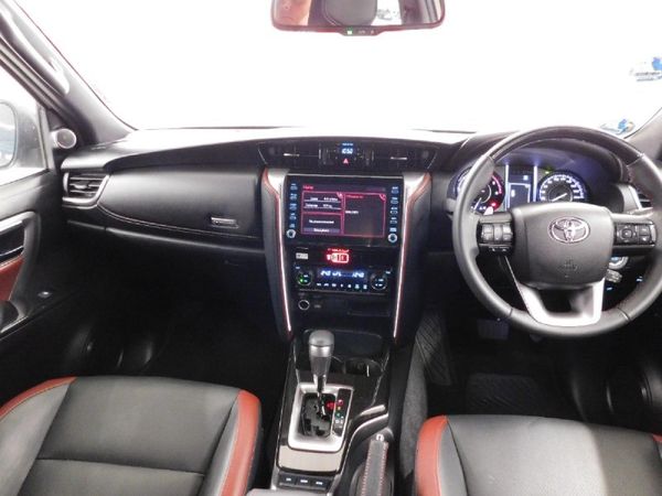2025-Toyota-Fortuner-28-GD-6-RB-Auto image:18