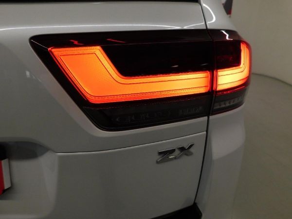 2024-Toyota-Land-Cruiser-300-V6-33-D-ZX image:10