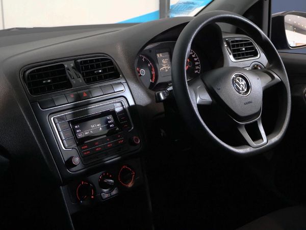 2022-Volkswagen-Polo-Vivo-14-Trendline-5-dr image:14