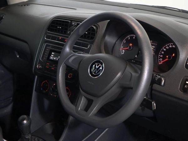 2022-Volkswagen-Polo-Vivo-14-Trendline-5-dr image:17