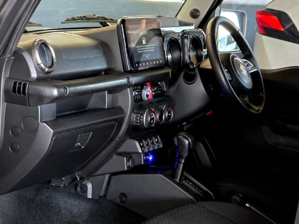 2025-Suzuki-Jimny-15-GLX-AllGrip-5-Door-Auto image:17