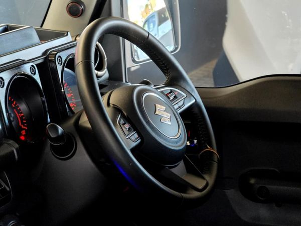 2025-Suzuki-Jimny-15-GLX-AllGrip-5-Door-Auto image:26