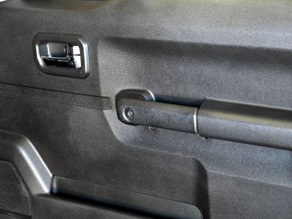 2025-Suzuki-Jimny-15-GLX-AllGrip-5-Door-Auto image:29