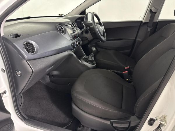 2019-Hyundai-Grand-i10-125-Fluid image:8