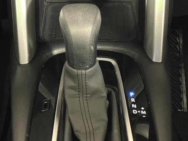 2023-Toyota-Corolla-Cross-18-XI image:10