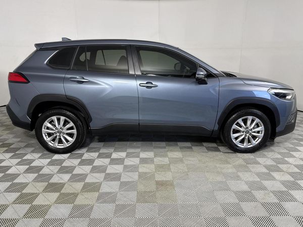 2023-Toyota-Corolla-Cross-18-XI image:16