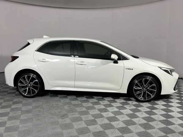 2023-Toyota-Corolla-18-XR-Hybrid-Auto-5-dr image:18