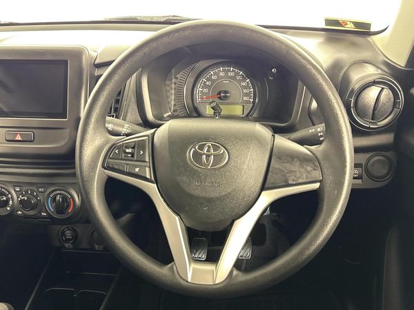 2025-Toyota-Vitz-10 image:11