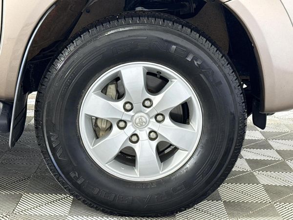 2011-Toyota-Hilux-27-VVTi-Raider-Raised-Body-Double-Cab image:4